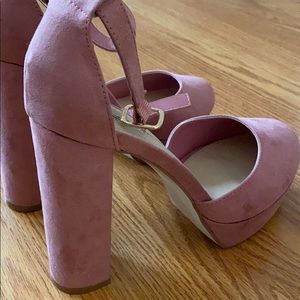 Size 8 DustyRose JustFab Platform Heels NEVER WORN
